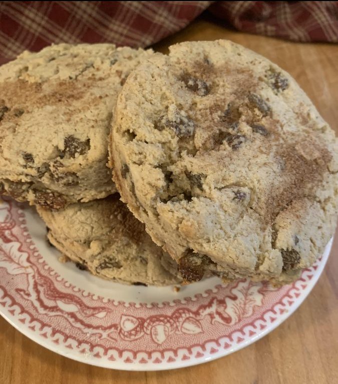 oat flour raisin scones